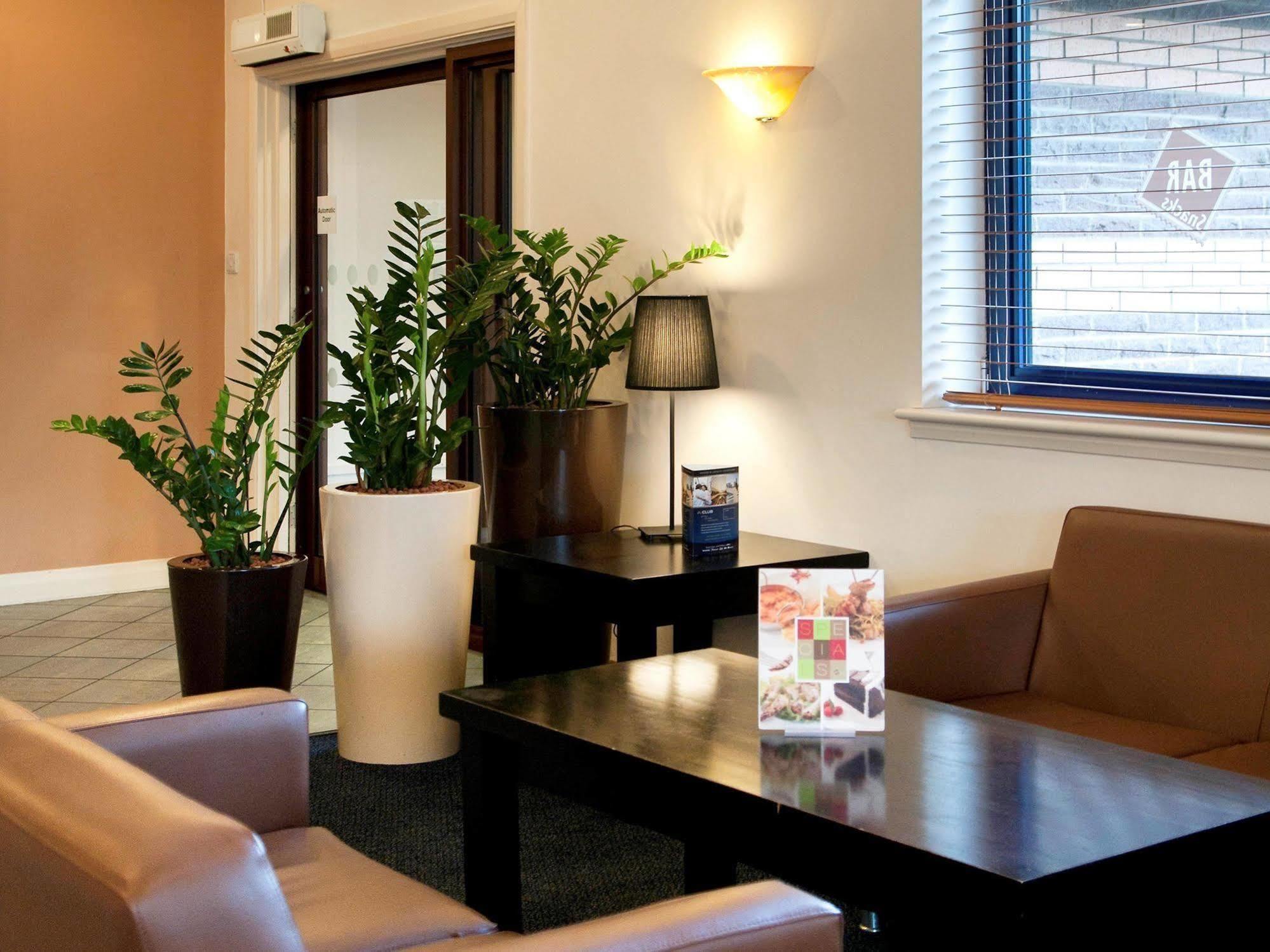 Hotel Ibis Wellingborough Zewnętrze zdjęcie